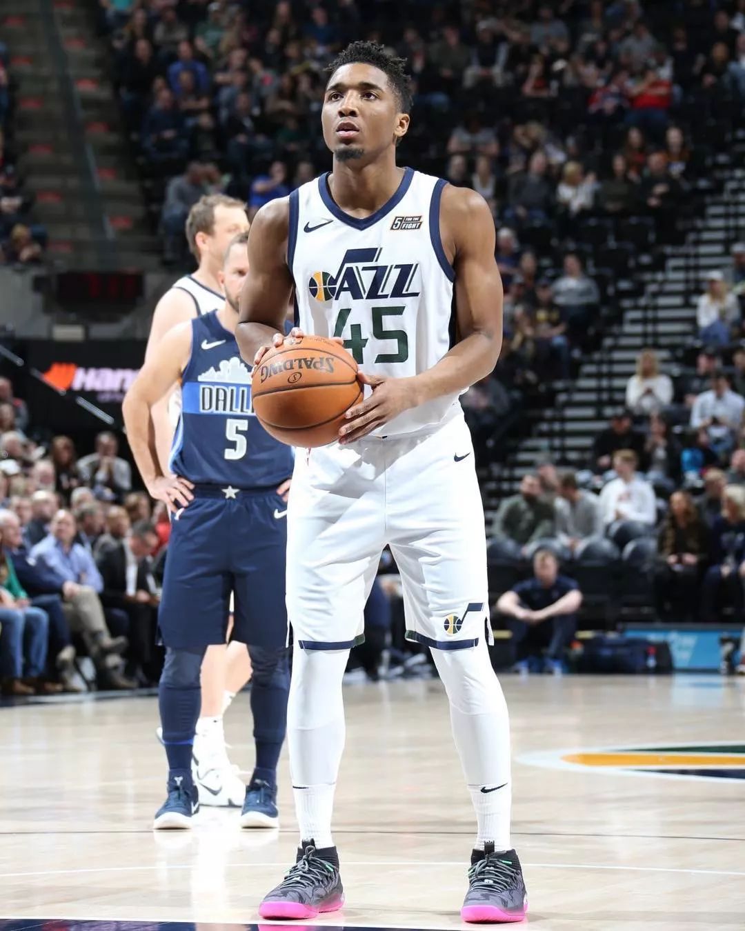 而是由结构 而是由结构